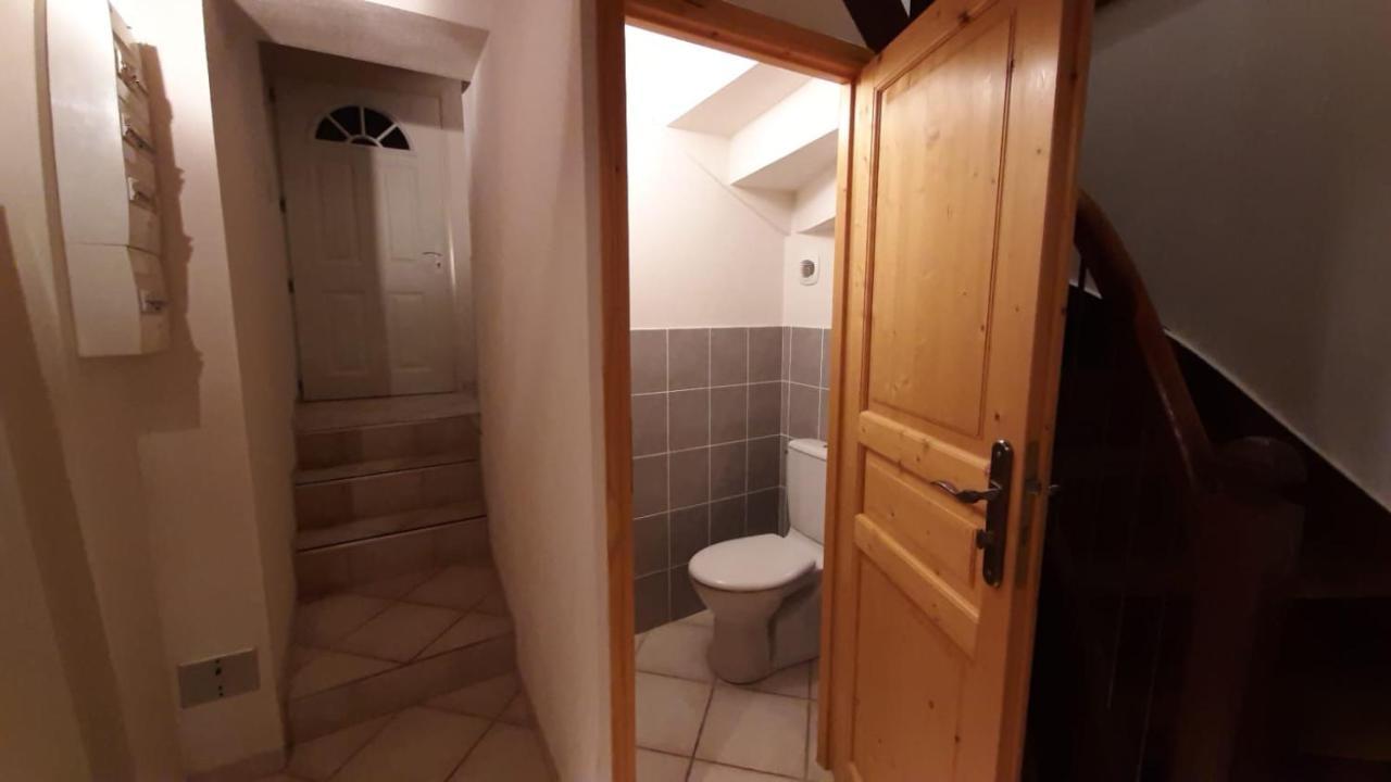 Petite Maison De Village Situee Entre Lacs, Cascades Et Montagnes Virieu-le-Grand Zewnętrze zdjęcie