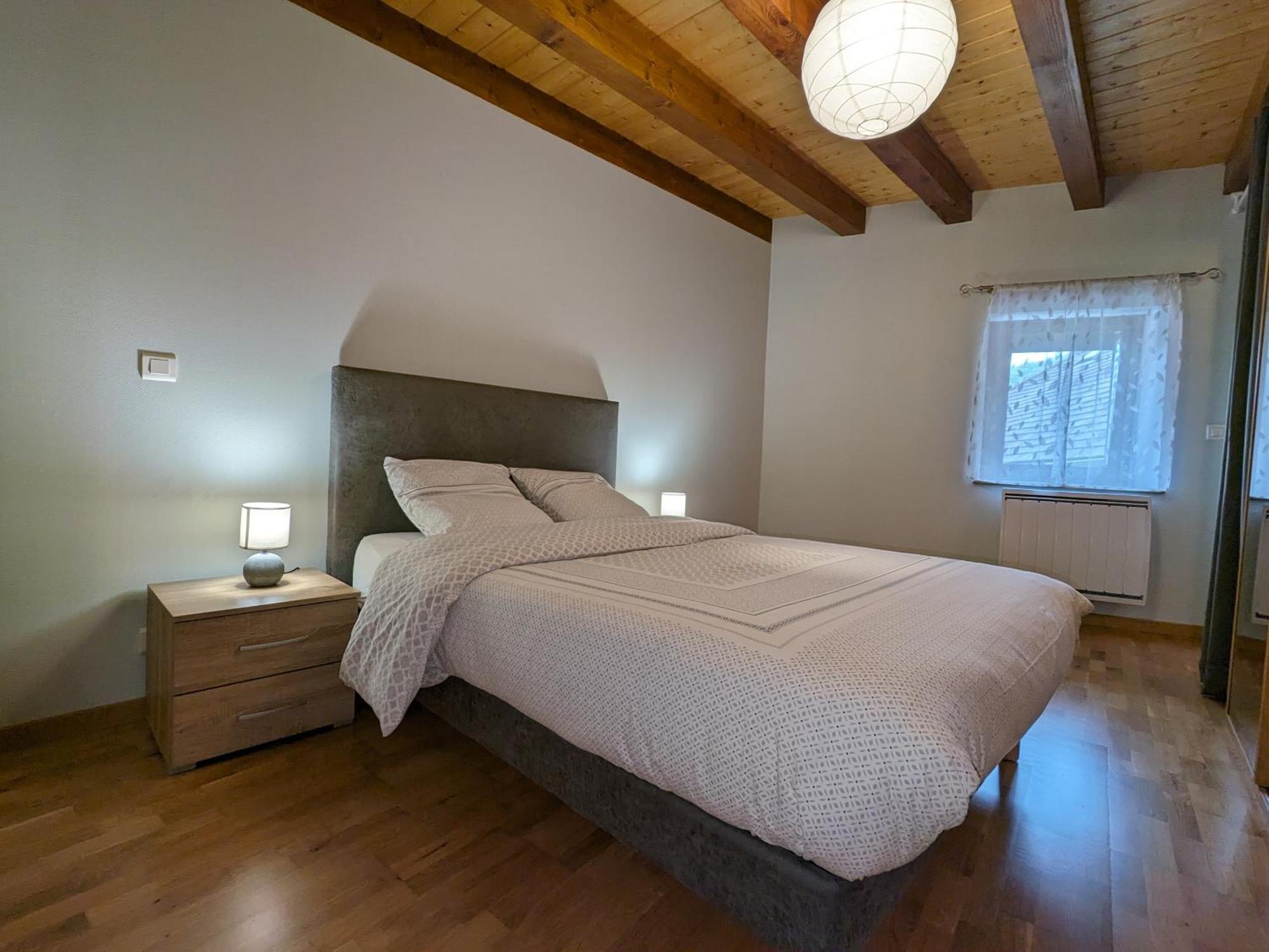 Petite Maison De Village Situee Entre Lacs, Cascades Et Montagnes Virieu-le-Grand Zewnętrze zdjęcie